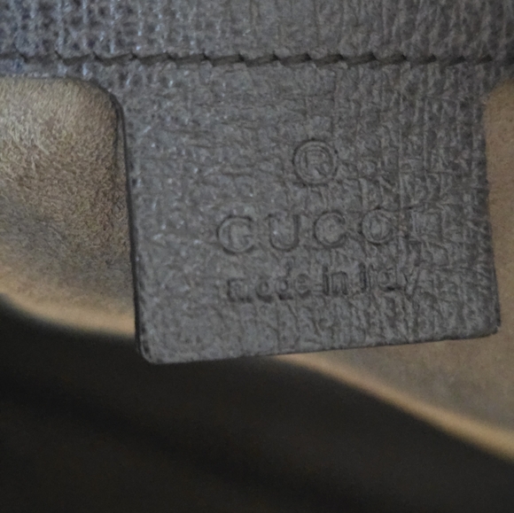 Gucci GG Supreme Bengal Tiger Tote Bag with Crossbody Strap - Picture 7 of 12